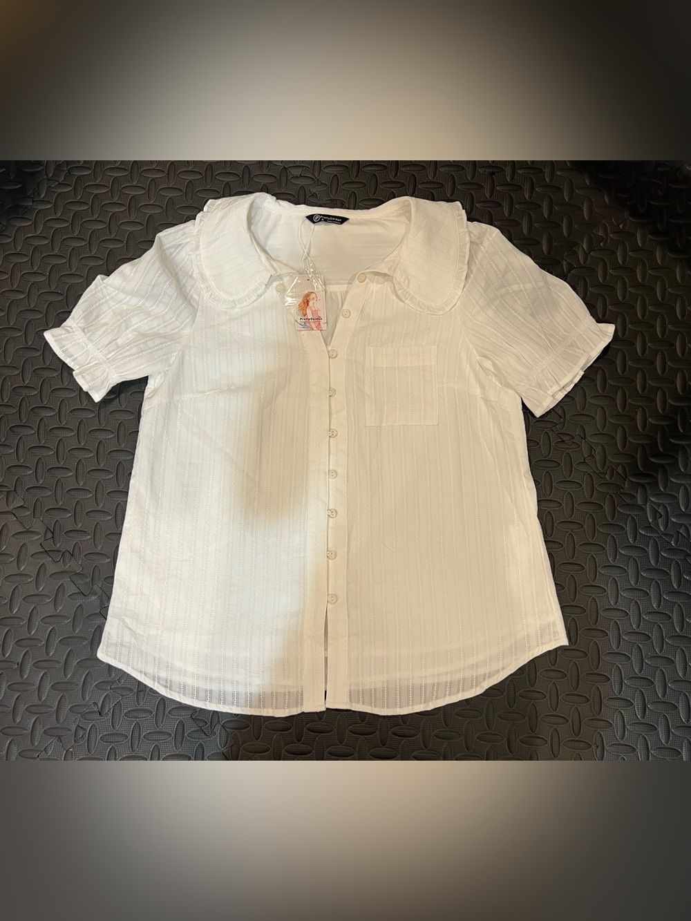 Lightweight White Button-Front Short Sleeve Top with Rounded Collar